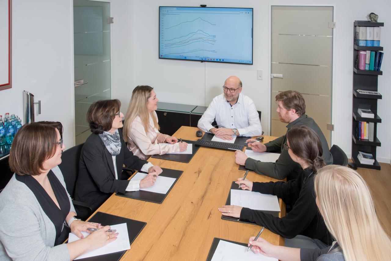 Bottom Image with Border